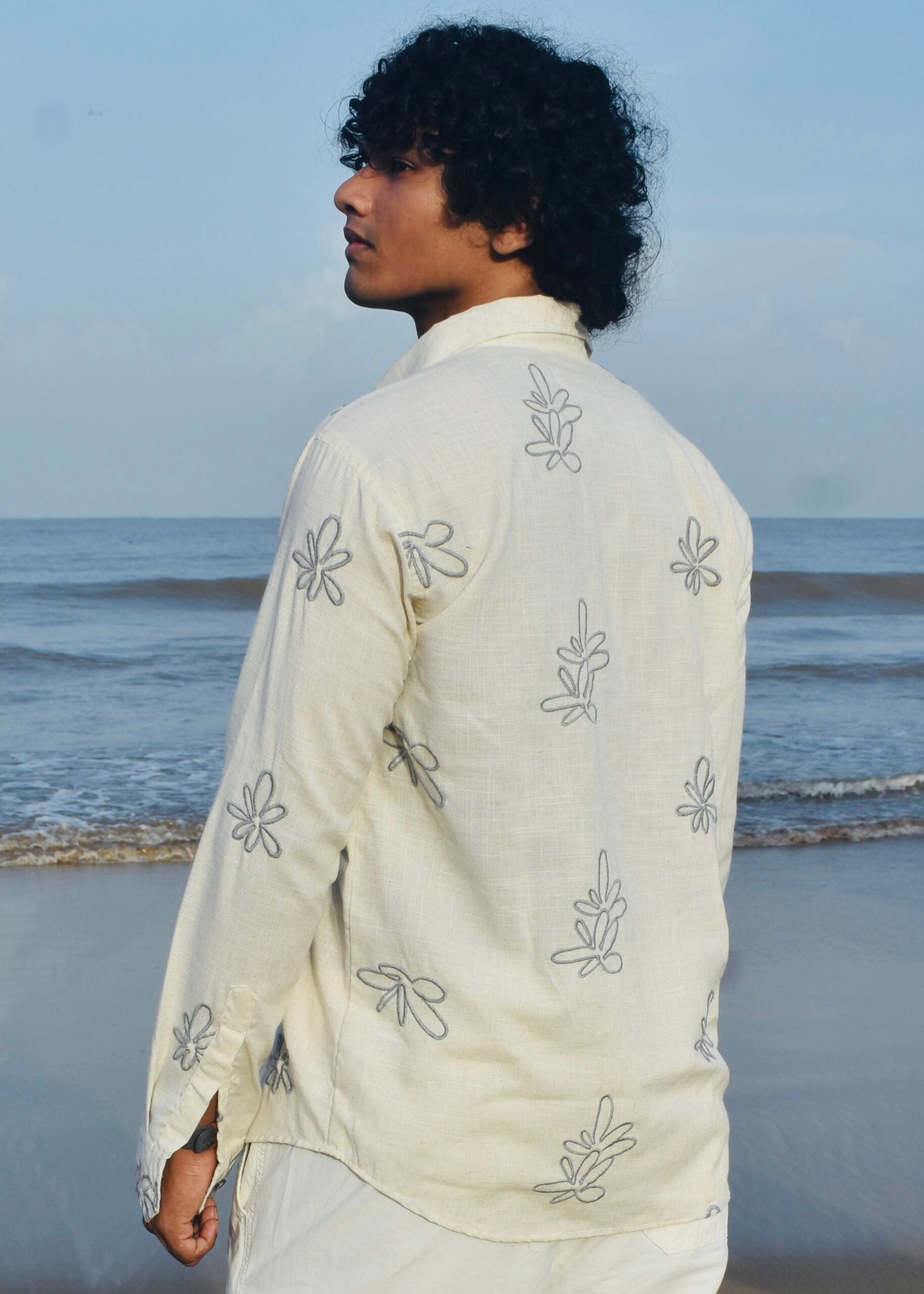 GREY-EMBROIDERY NATURAL LINEN
