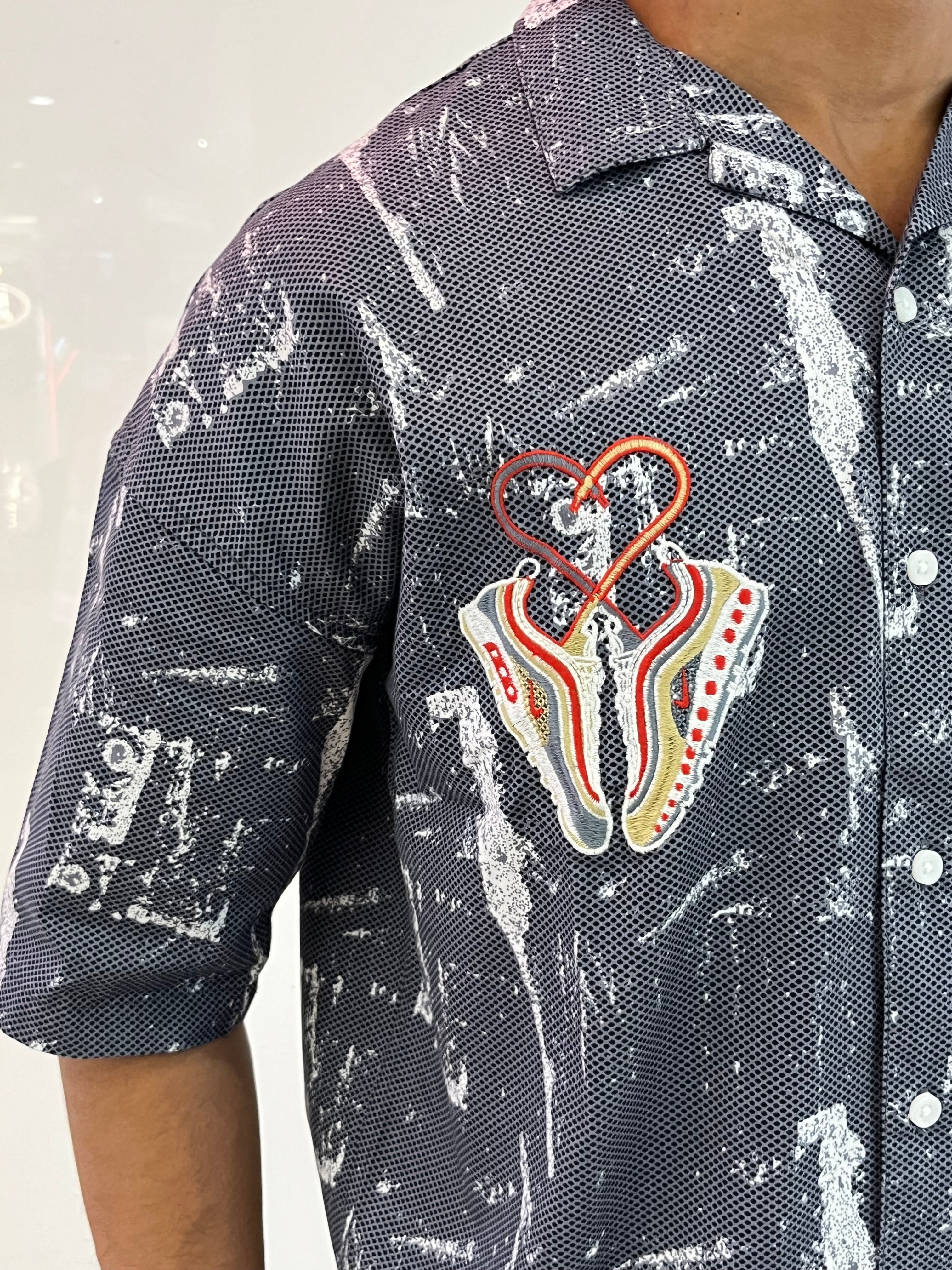 2wo/tone embroidery